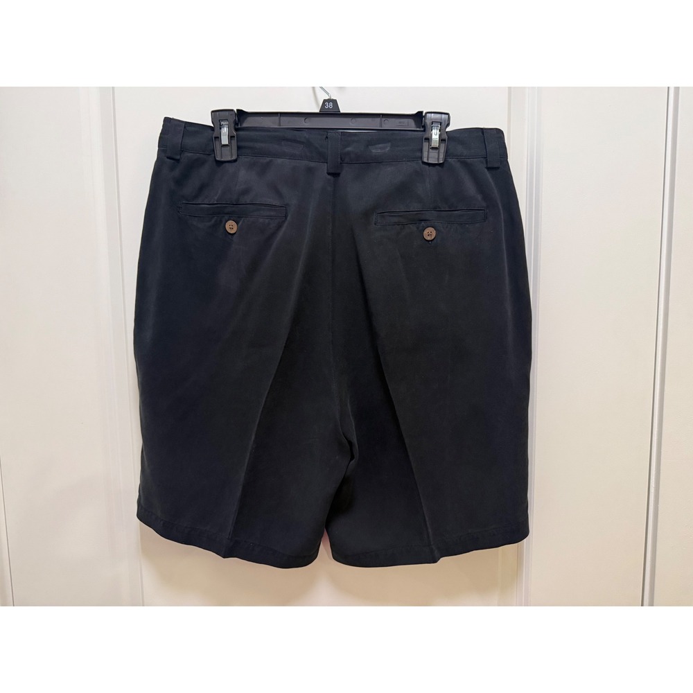Tommy Bahama Relax Mens 35 Black 100% Silk Pleated Shorts Resort Wear - Picture 2 of 6